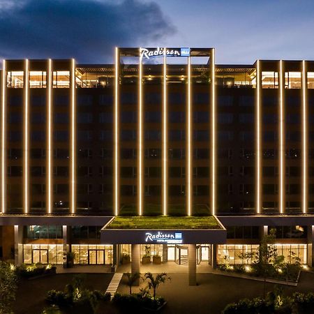 Radisson Blu Hotel Antananarivo Waterfront 外观 照片