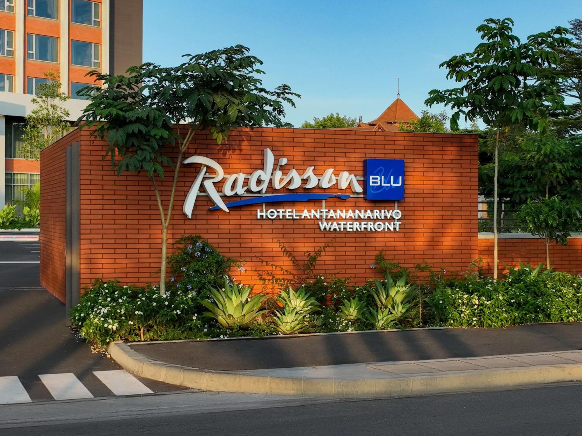 Radisson Blu Hotel Antananarivo Waterfront 外观 照片