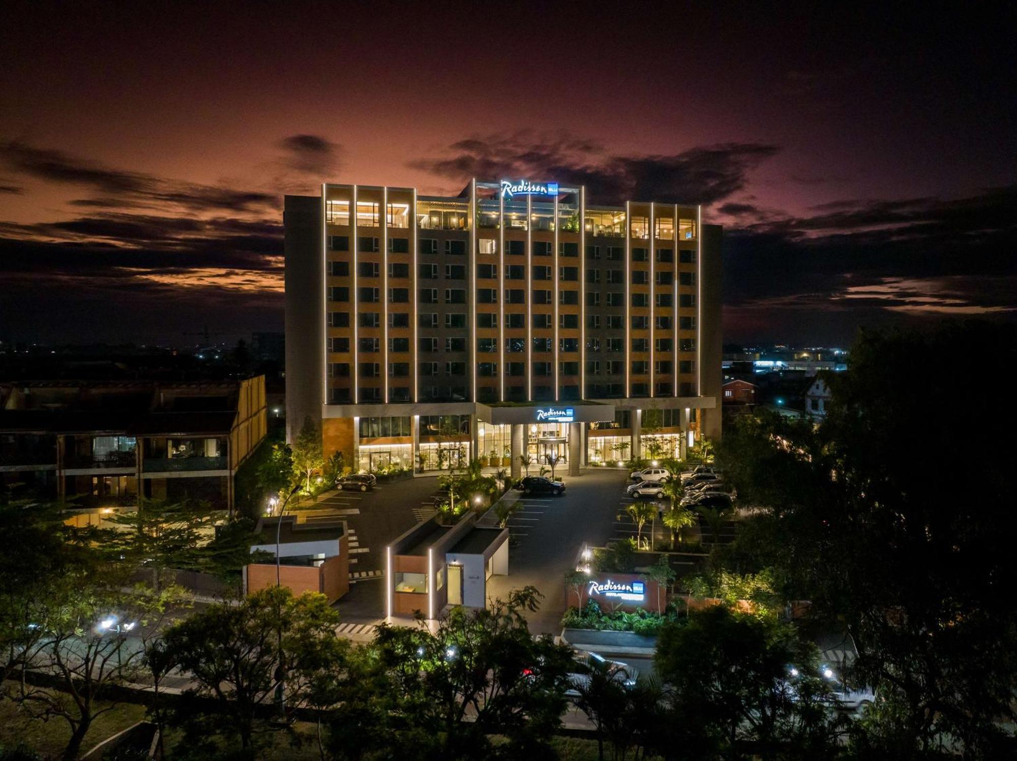 Radisson Blu Hotel Antananarivo Waterfront 外观 照片